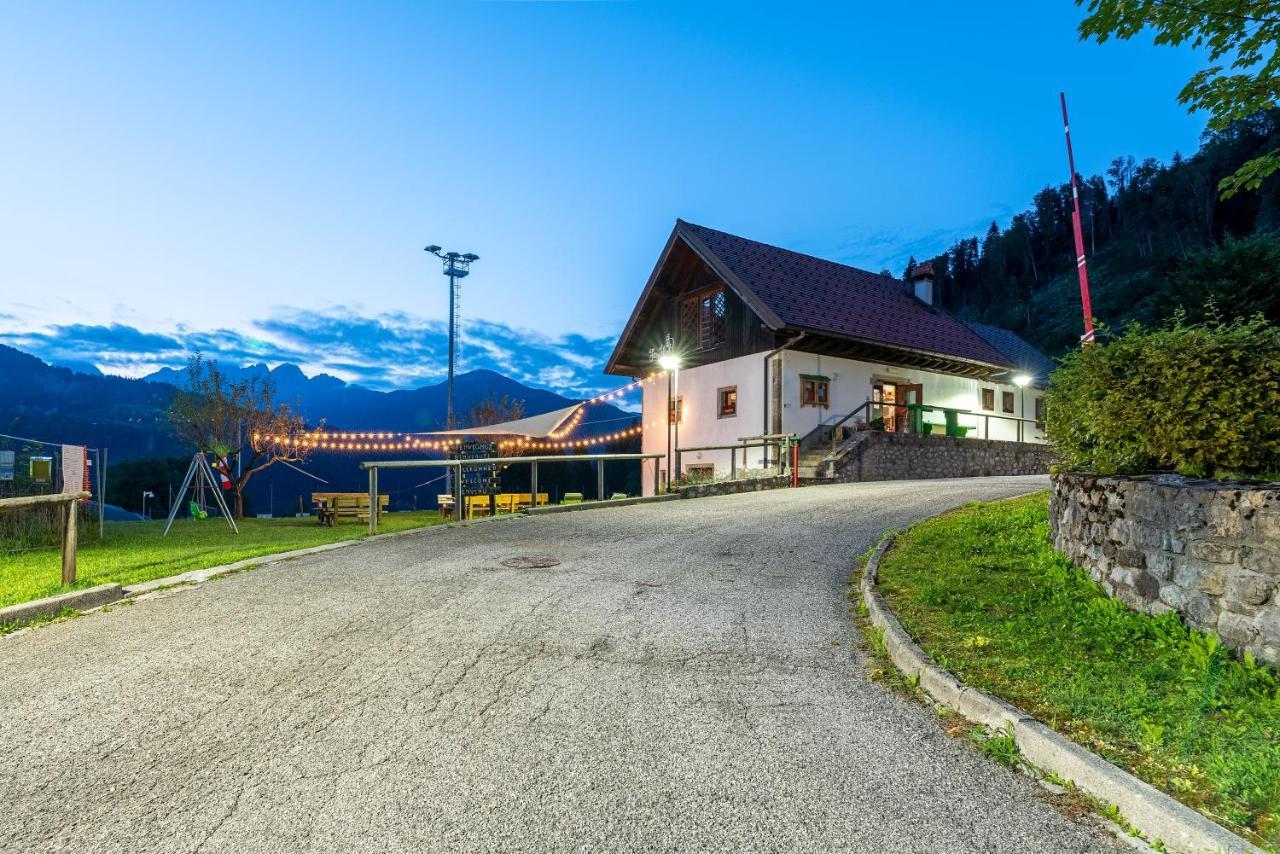 Camping & Caravan Zoncolan Ovaro Zewnętrze zdjęcie